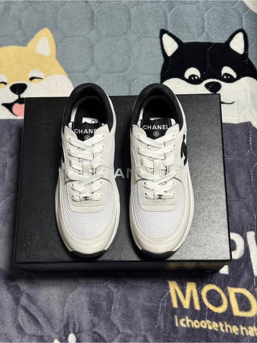 CHANEL CC RUNNER - Picture 5 of 8